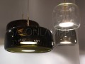 piękna lampa wisząca ze szkła Murano Jube SP 1 P LED Vistosi do eleganckiego pokoju.jpg